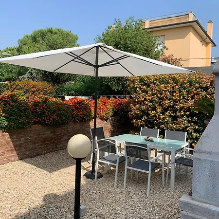 Shell House, Casa Con Ampio Giardino A 100m Dal Mare 马瑟利