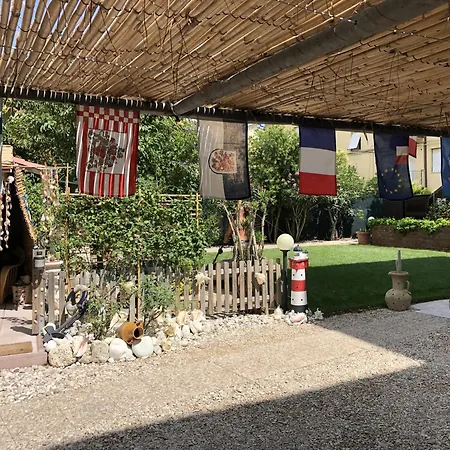 Feriehus Shell House, Casa Con Ampio Giardino A 100m Dal Mare *