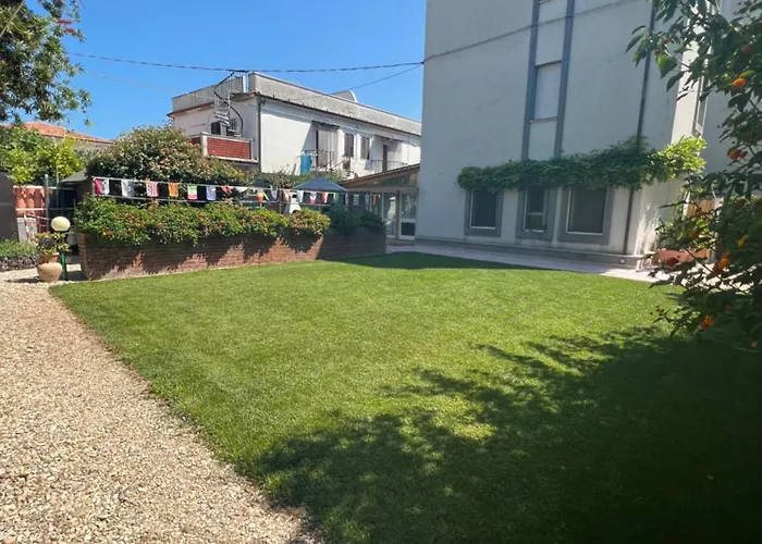 펜션 Shell House, Casa Con Ampio Giardino A 100m Dal Mare